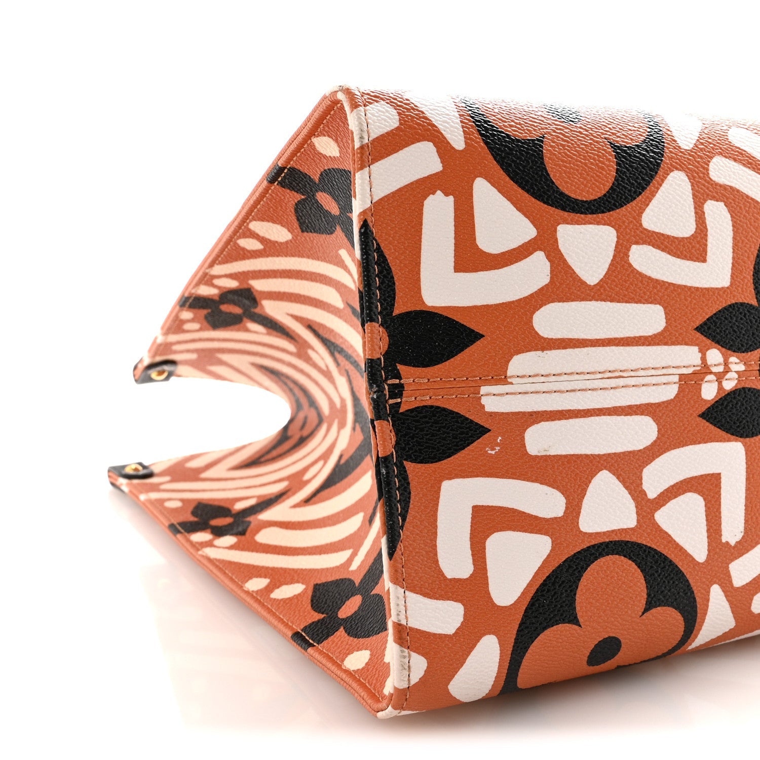 Louis Vuitton Monogram Giant Crafty Onthego GM Crème Caramel