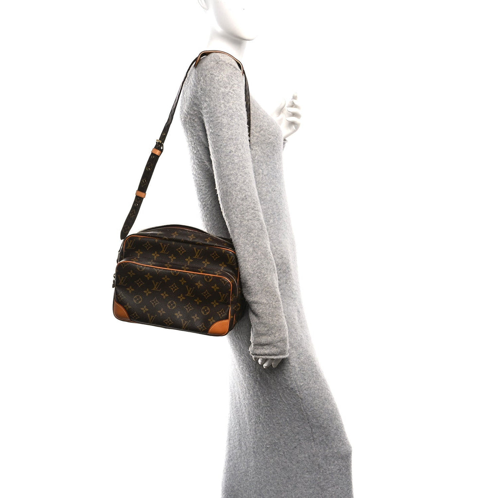 Louis Vuitton Monogram Nil 28