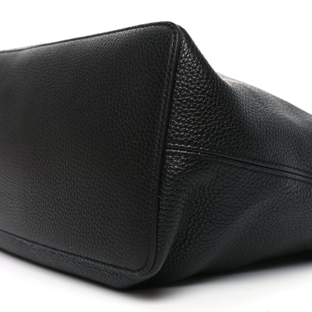 Gucci Pebbled Calfskin Large Soho Hobo Black