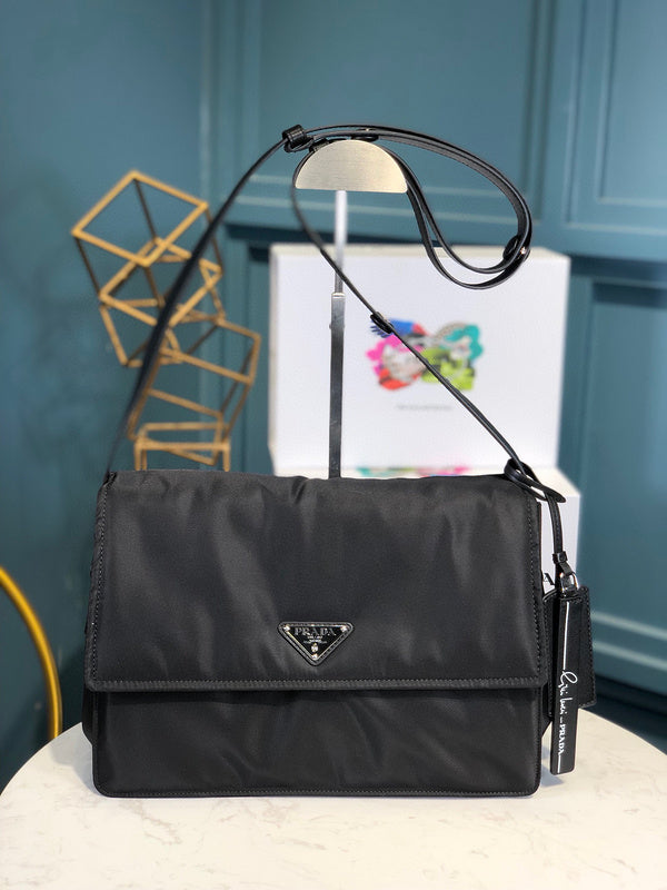 Prada Bags - 3284