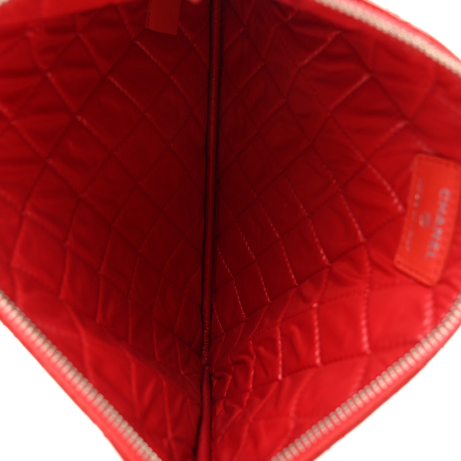 Patent Calfskin Quilted Valentine Hearts Medium O Cosmetic Case Red