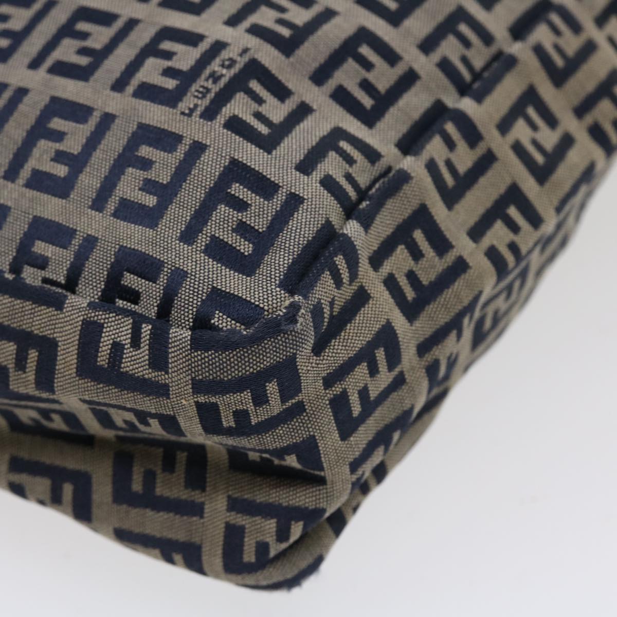 FENDI Zucchino Canvas Hand Bag Navy 2384-8BH006-028 Auth 36667