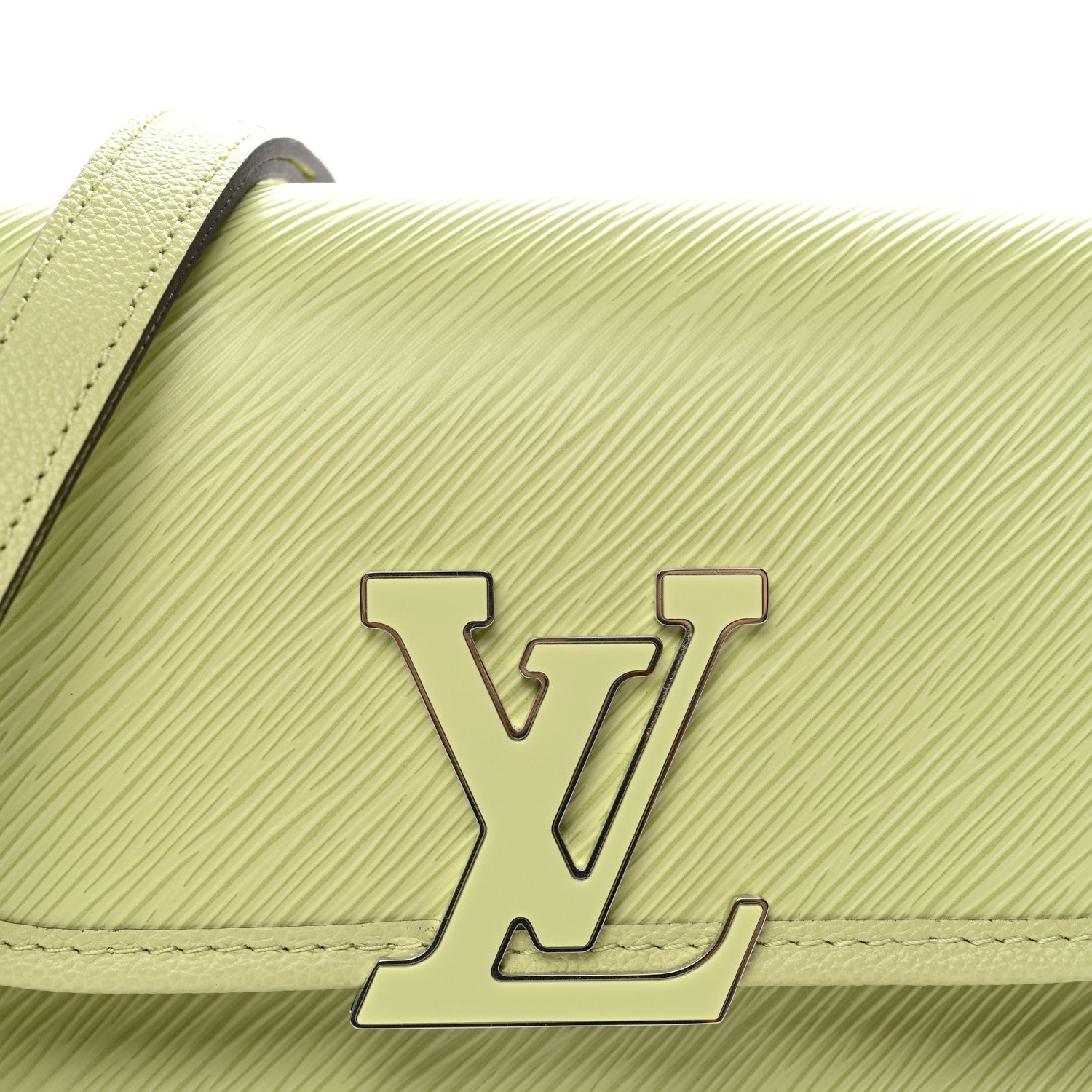 Louis Vuitton Epi Buci Crossbody Vert Noto