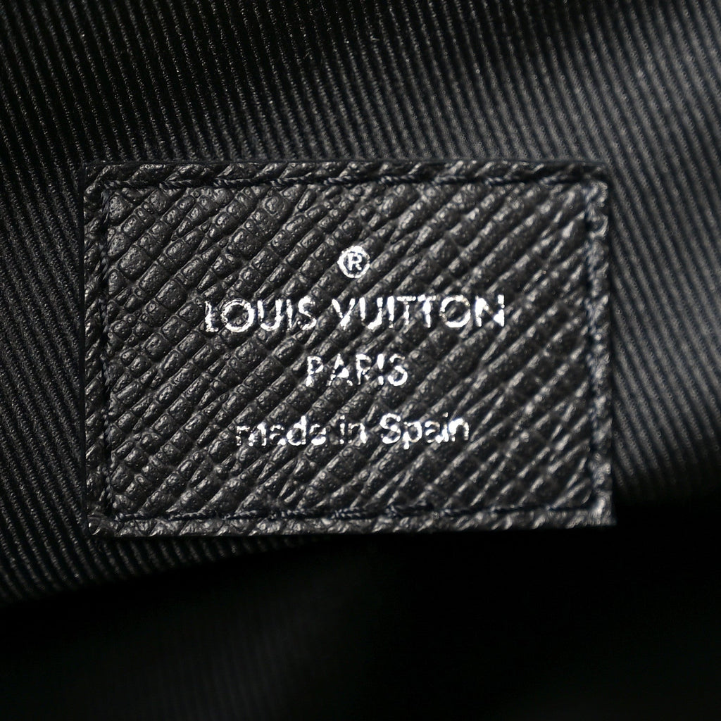 Louis Vuitton Monogram Eclipse Taigaramma Weekend Tote NM
