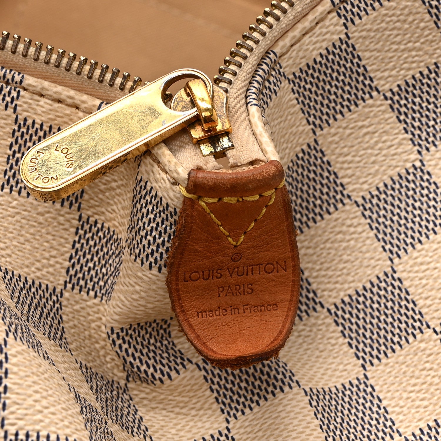 Louis Vuitton Damier Azur Totally MM