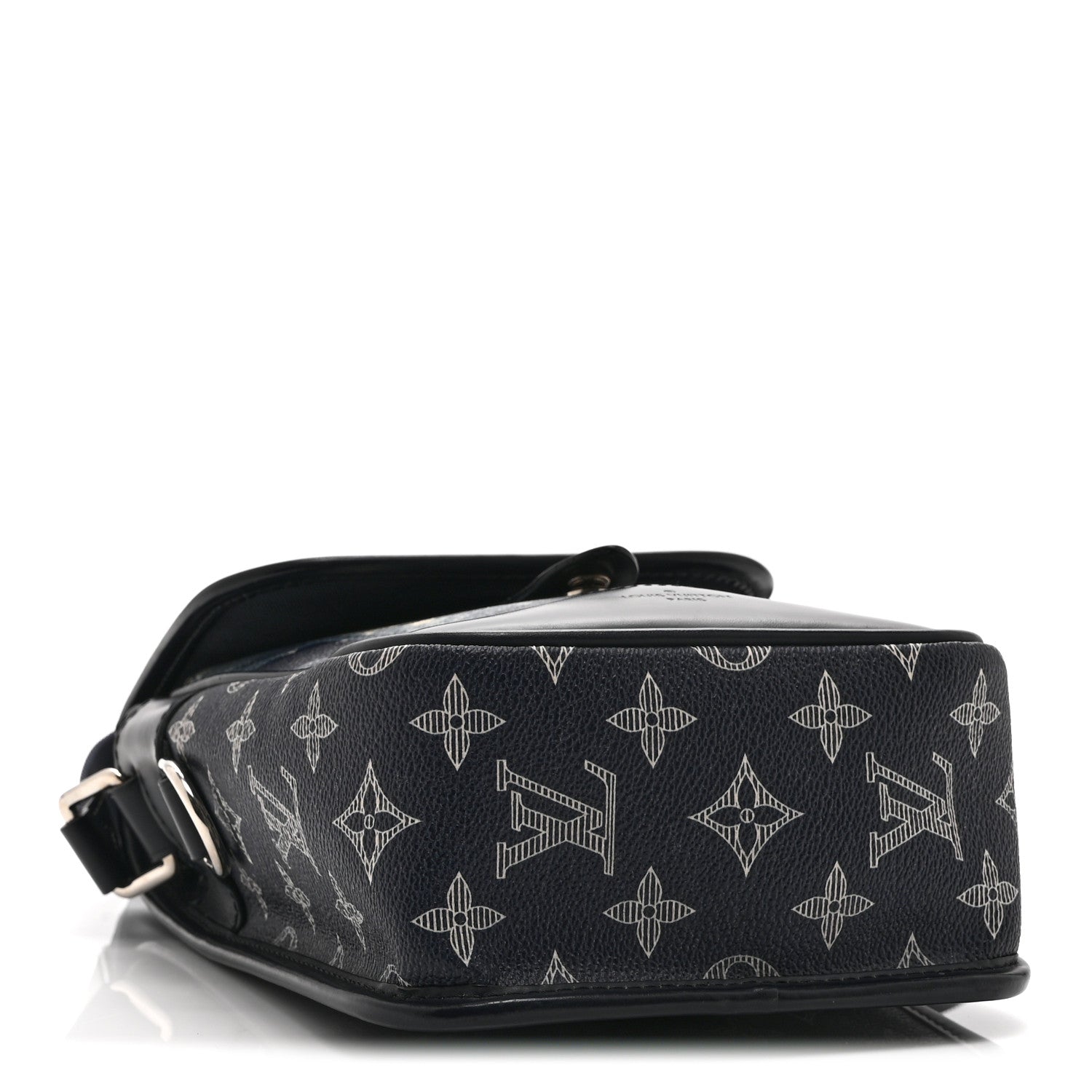 Louis Vuitton Savane Monogram Elephant Chapman Messenger BB Encre