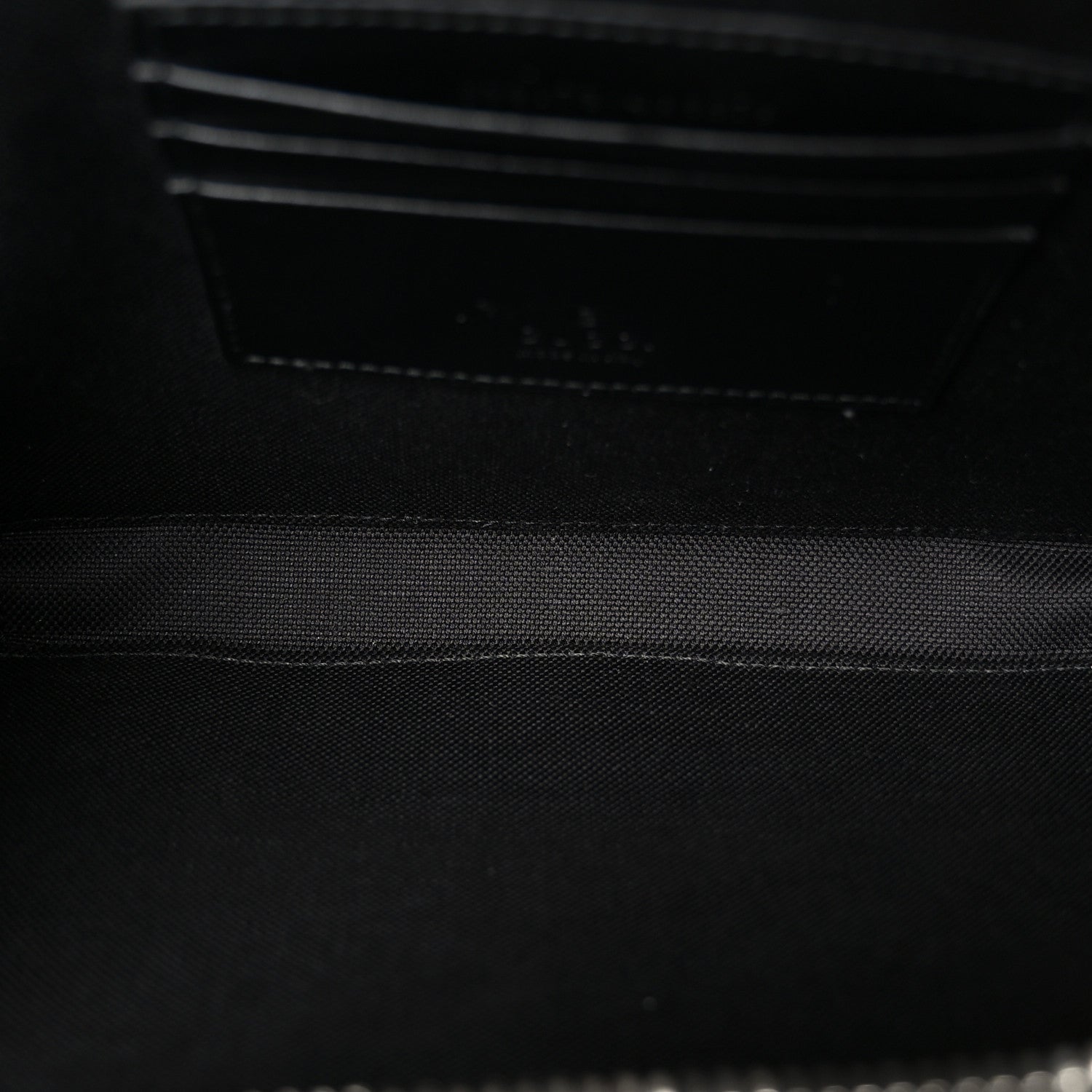 Gucci GG Supreme Monogram Calfskin Web Medium Messenger Bag Black Grey