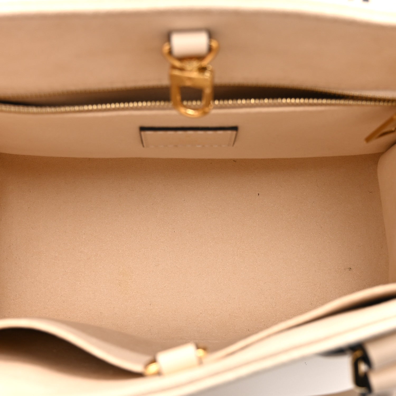 Louis Vuitton Empreinte Monogram Giant Onthego PM Cream Beige
