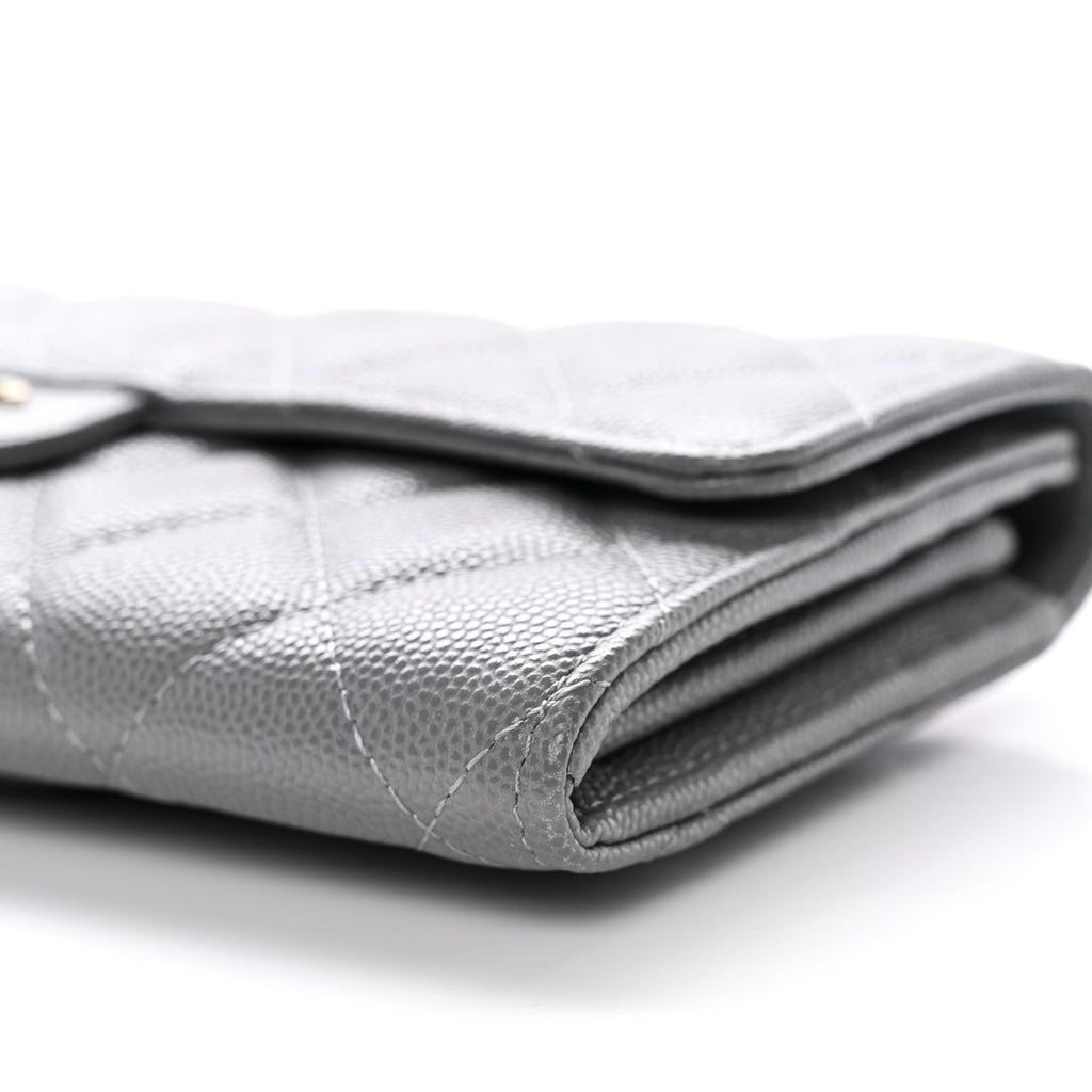 Caviar Quilted Large Gusset Flap Wallet Grey
