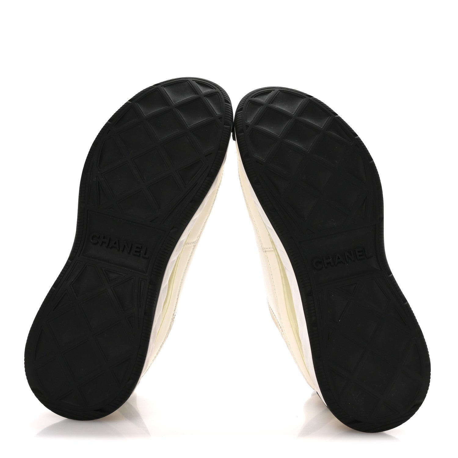 Chanel Velvet Calfskin Mixed Fibers CC Sneakers 37 Ivory Black