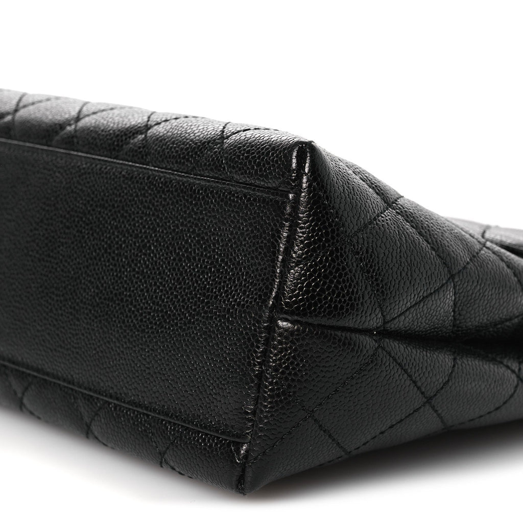 Chanel Caviar Quilted Jumbo Kelly Flap Black