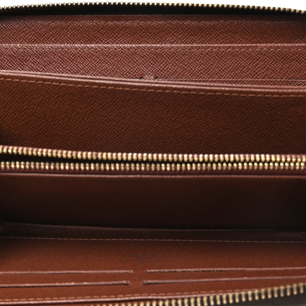 Louis Vuitton Monogram Zippy Wallet