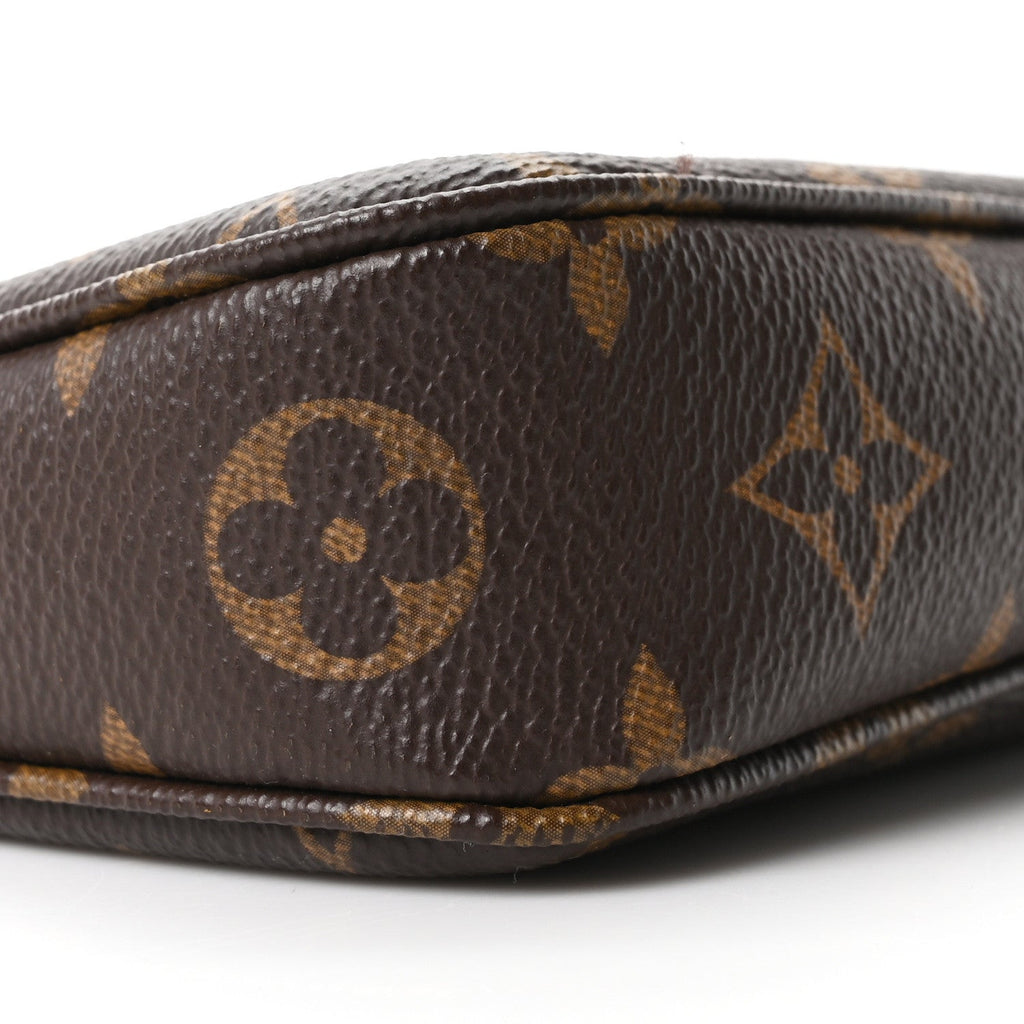 Louis Vuitton Monogram Chain Pochette Accessories