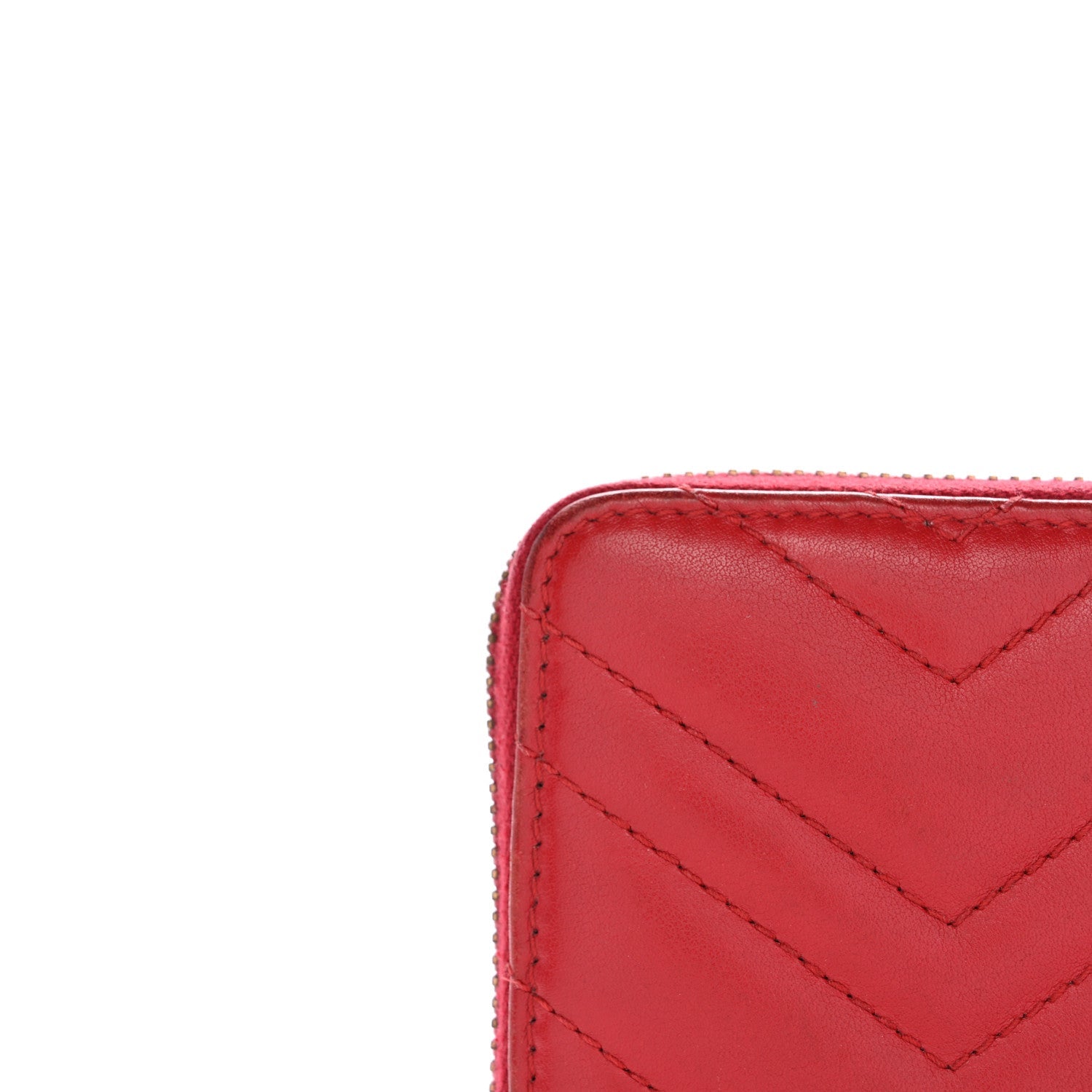 Gucci Calfskin Matelasse GG Marmont Zip Around Wallet Hibiscus Red