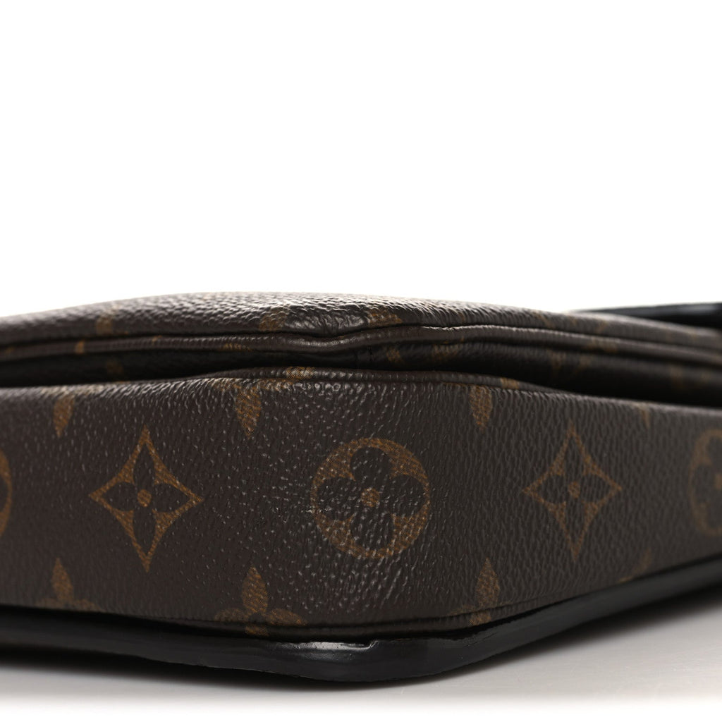 Louis Vuitton Monogram Pochette Metis