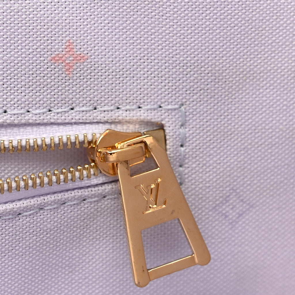 Louis Vuitton Monogram Giant Spring In The City Onthego GM Sunrise Pastel