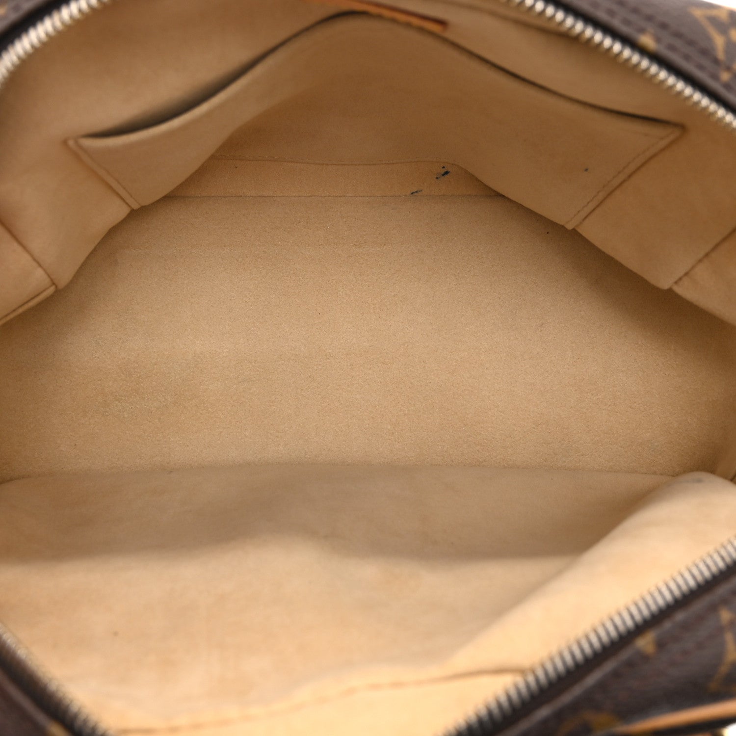 Louis Vuitton Monogram Manhattan PM