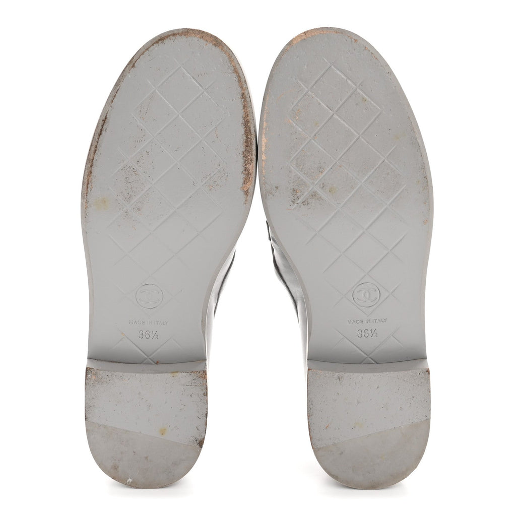 Lambskin Quilted CC Turnlock Loafers 36.5 Grey