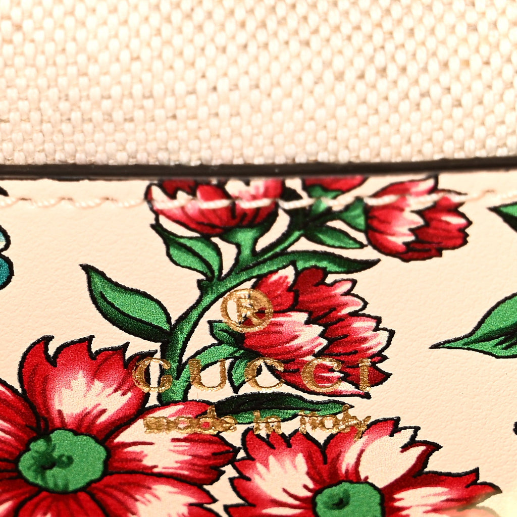 Gucci Calfskin Matelasse Diagonal Brit Roses Print Mini Interlocking G Heart Shoulder Bag  White Multicolor
