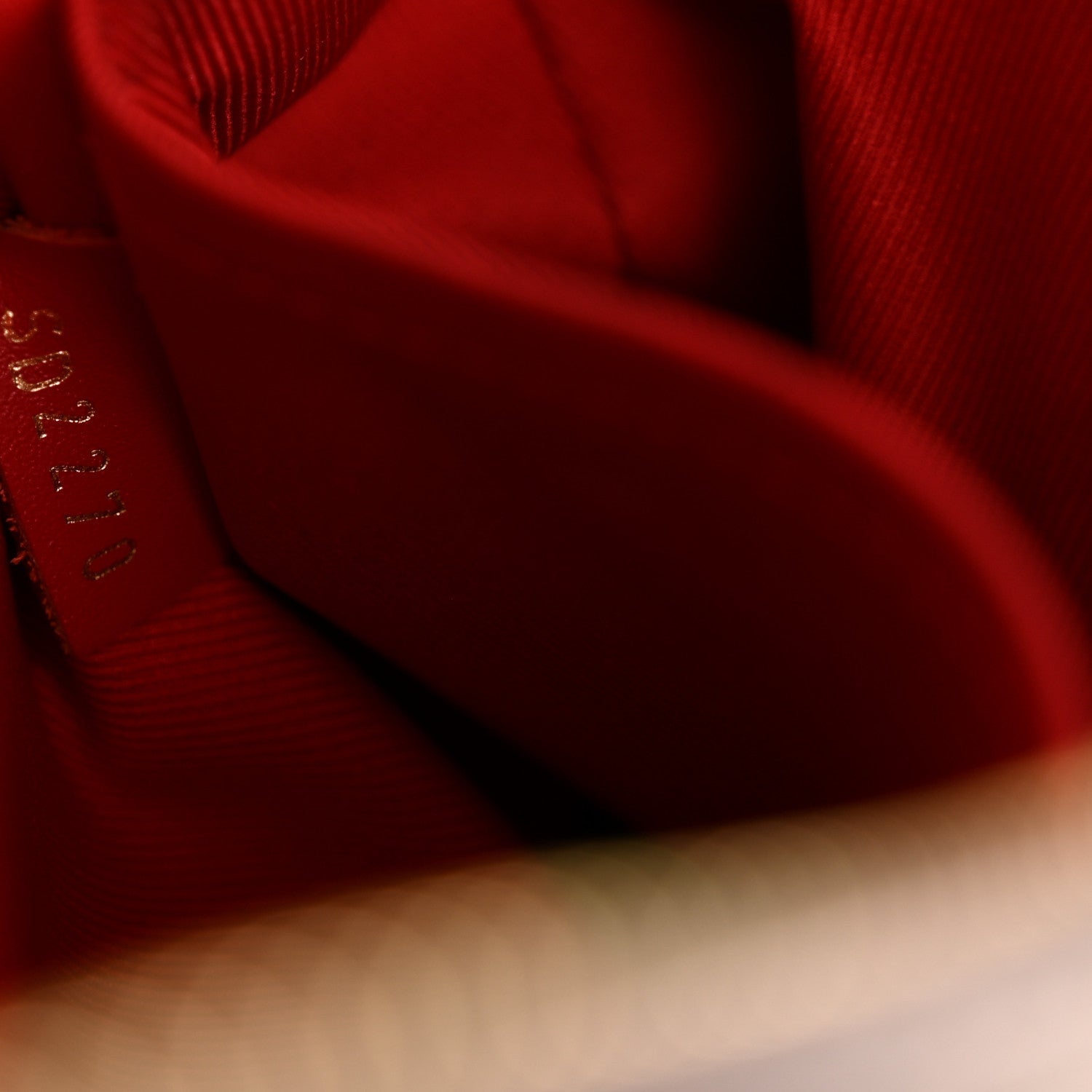 Louis Vuitton Damier Ebene South Bank Besace