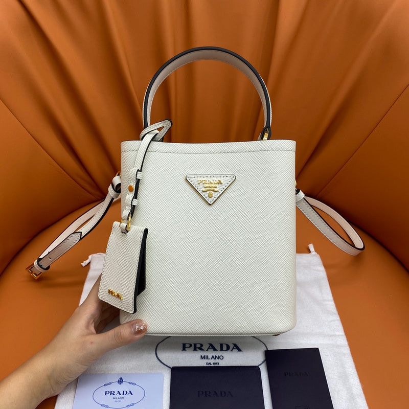 Prada Bags - 7324