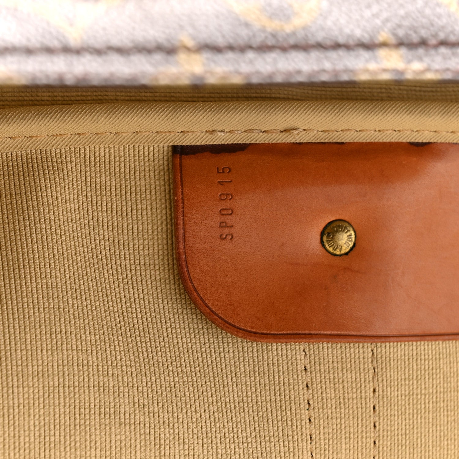 Louis Vuitton Monogram Sirius 60