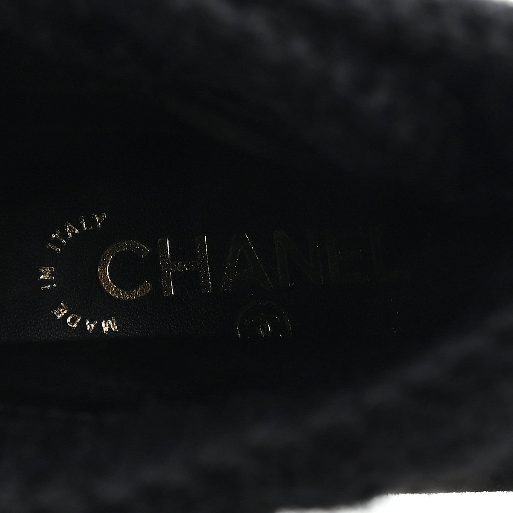 Chanel Suede Lambskin Knit CC Short Boots 39 Black