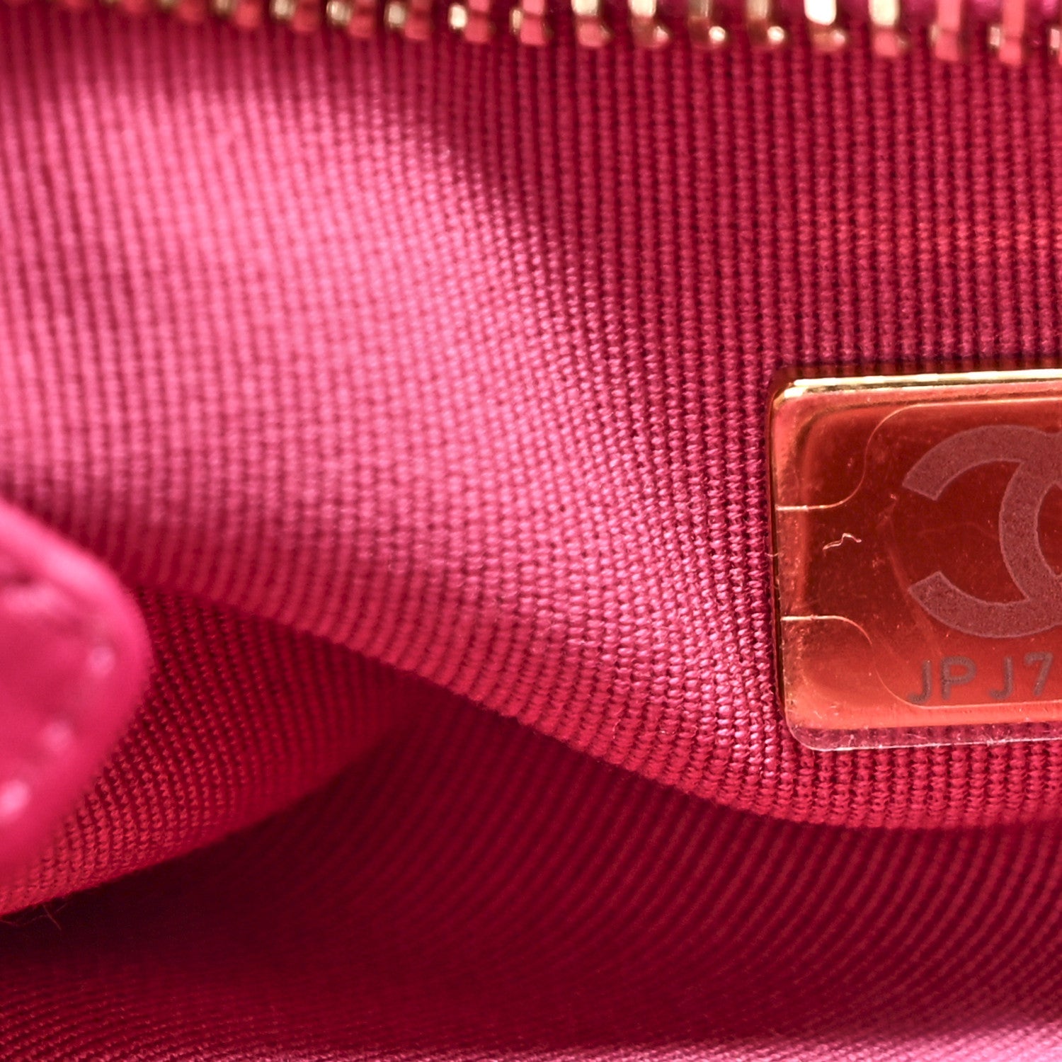 Chanel Cashmere Tweed Quilted CC Links Hobo Fuchsia