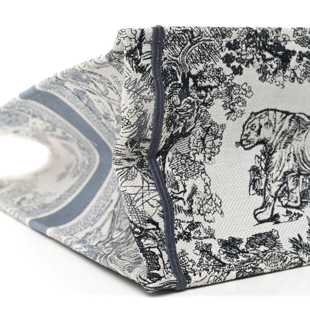 Christian Dior Gradient Canvas Embroidered Large Dioriviera Toile De Jouy Book Tote Blue