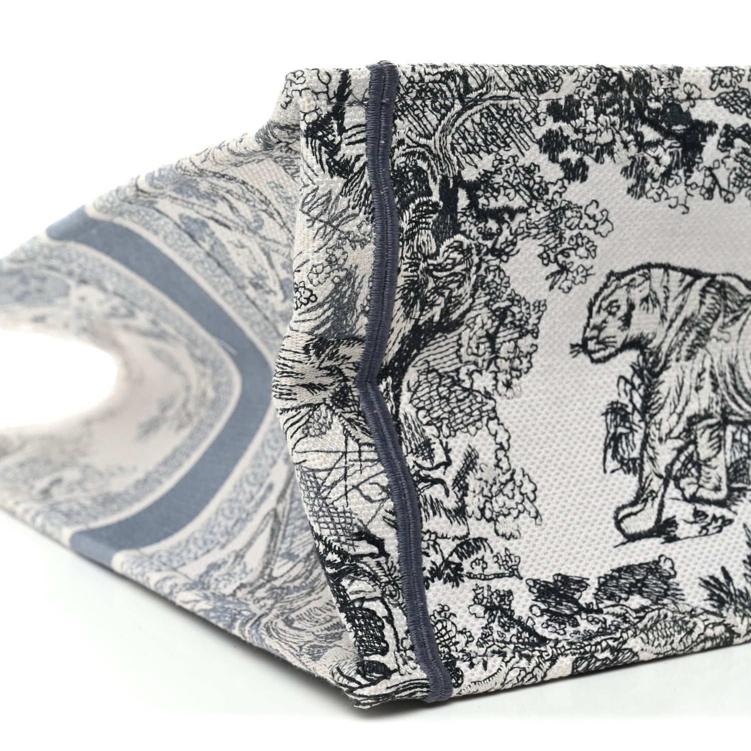 Christian Dior Gradient Canvas Embroidered Large Dioriviera Toile De Jouy Book Tote Blue