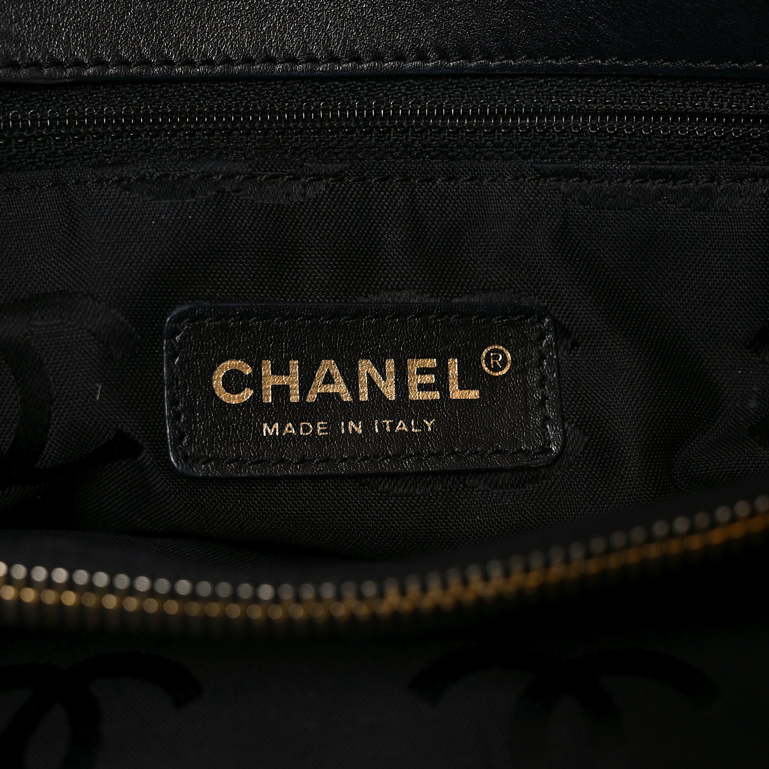 Chanel Straw Raffia Tote Black