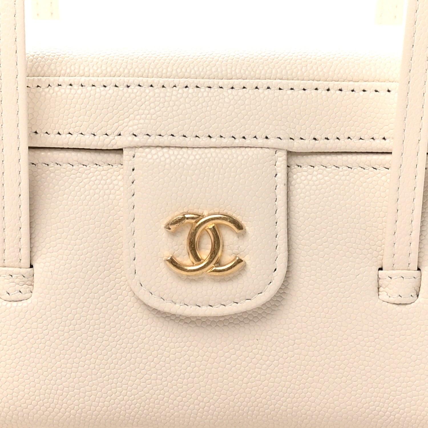 Chanel Shiny Caviar Preppy Coco Long Vanity With Strap White
