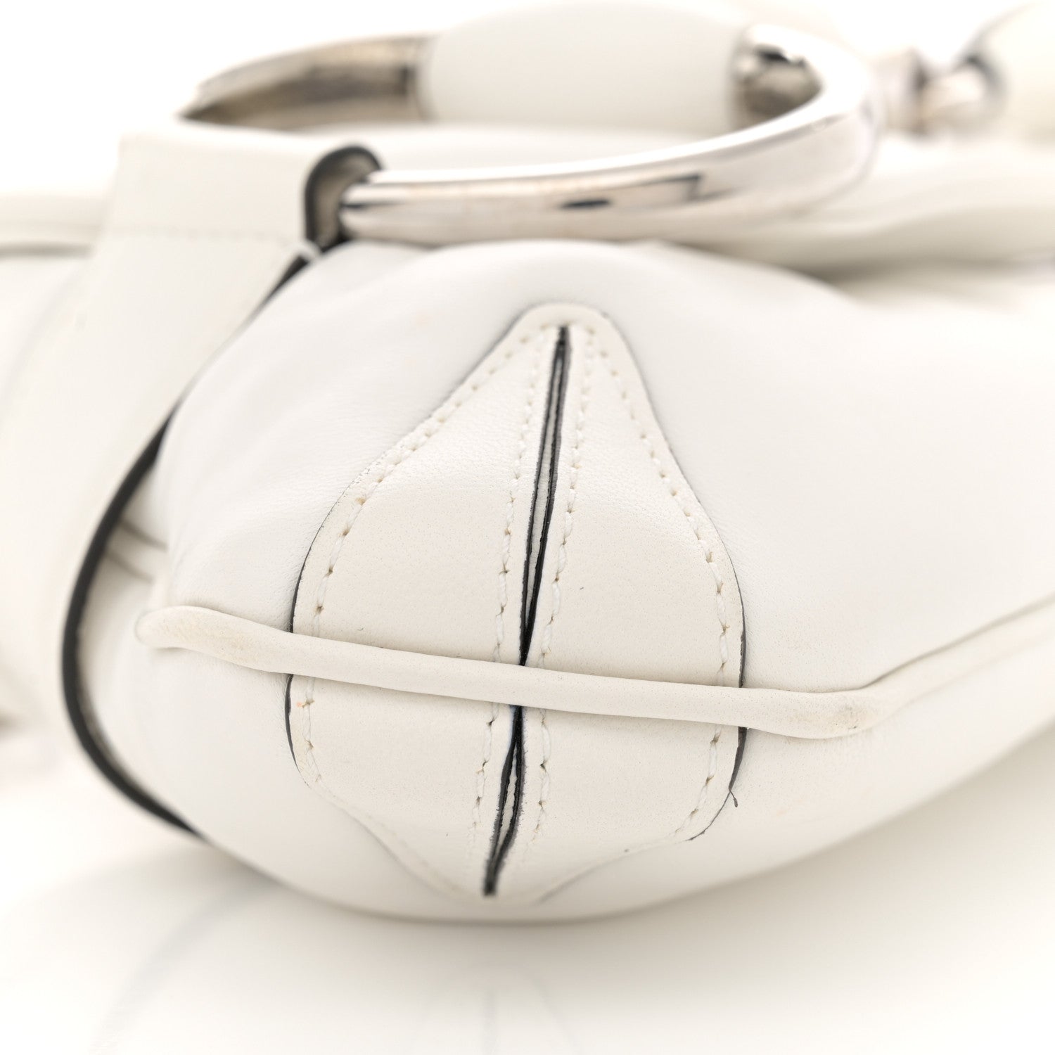 Gucci Nappa Vertical Matelasse Medium Maxi Horsebit Chain Shoulder Bag Mystic White