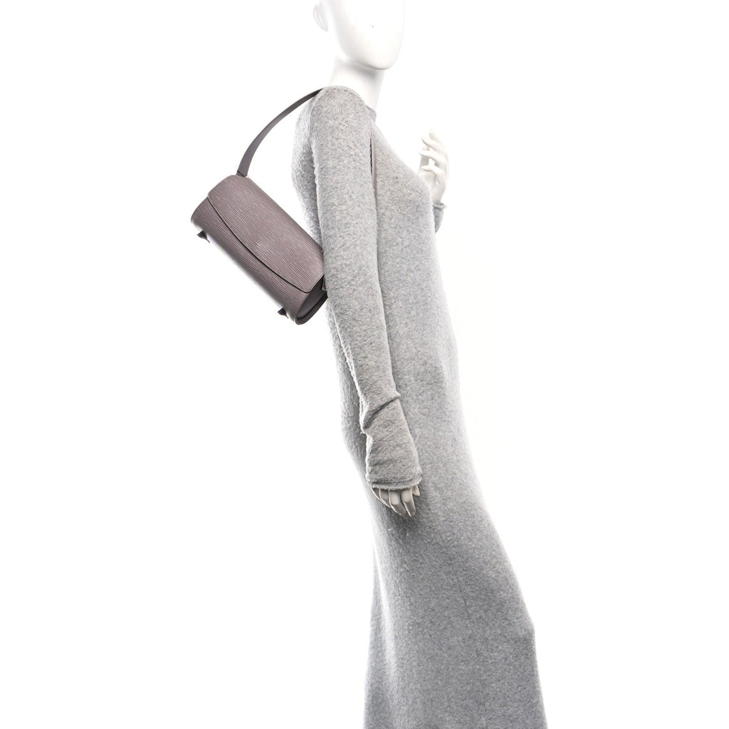 Louis Vuitton Epi Nocturne PM Lilac