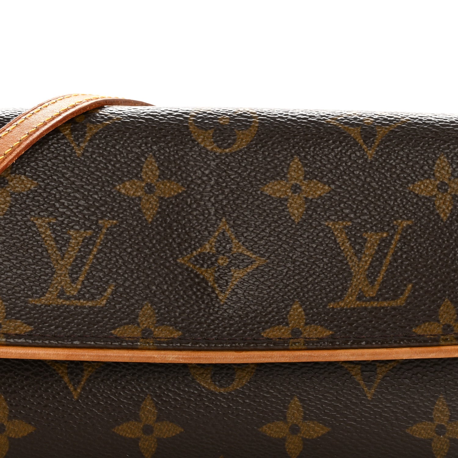 Louis Vuitton Monogram Pochette Twin PM