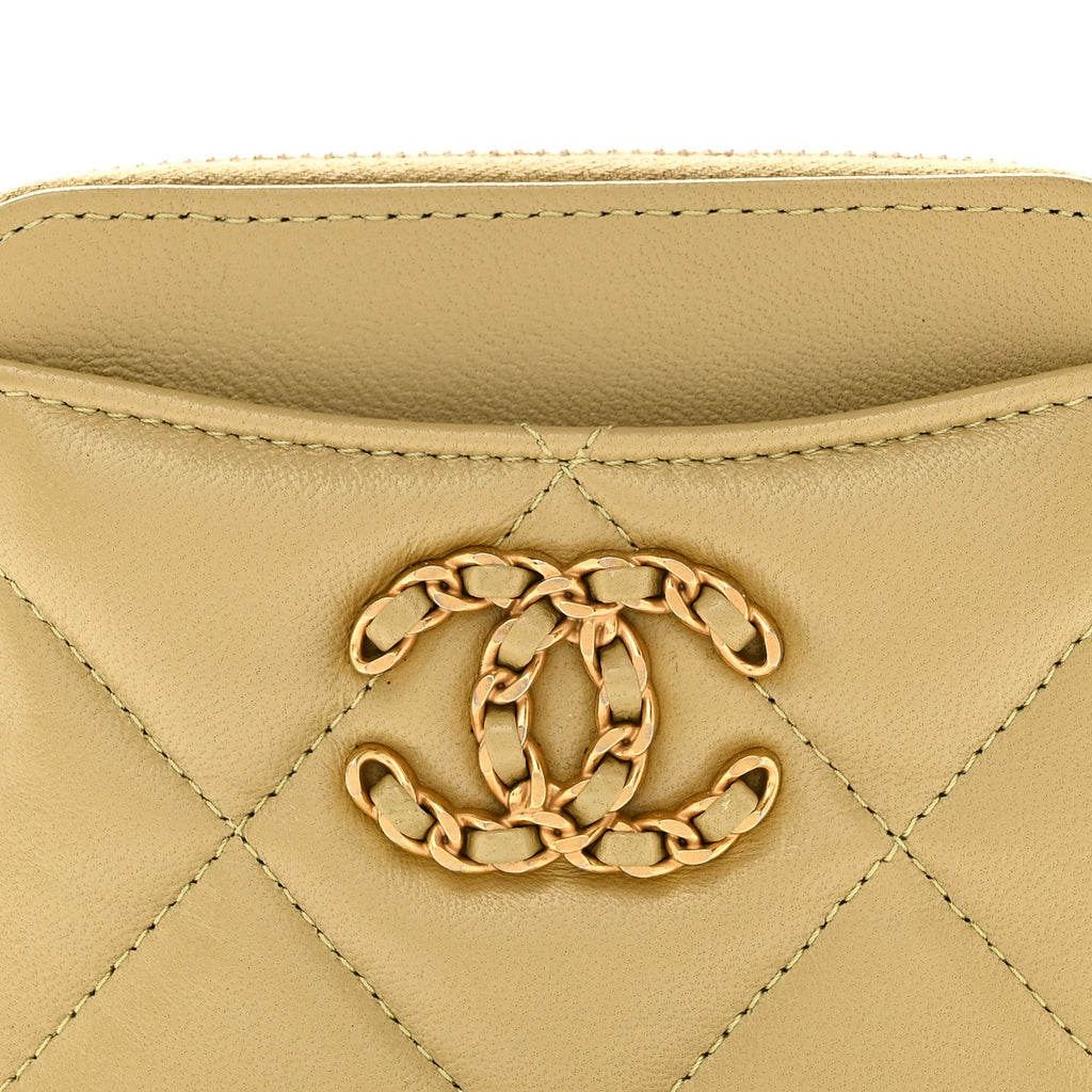 Lambskin Quilted Chanel 19 Zip Card Holder Wallet Light Green