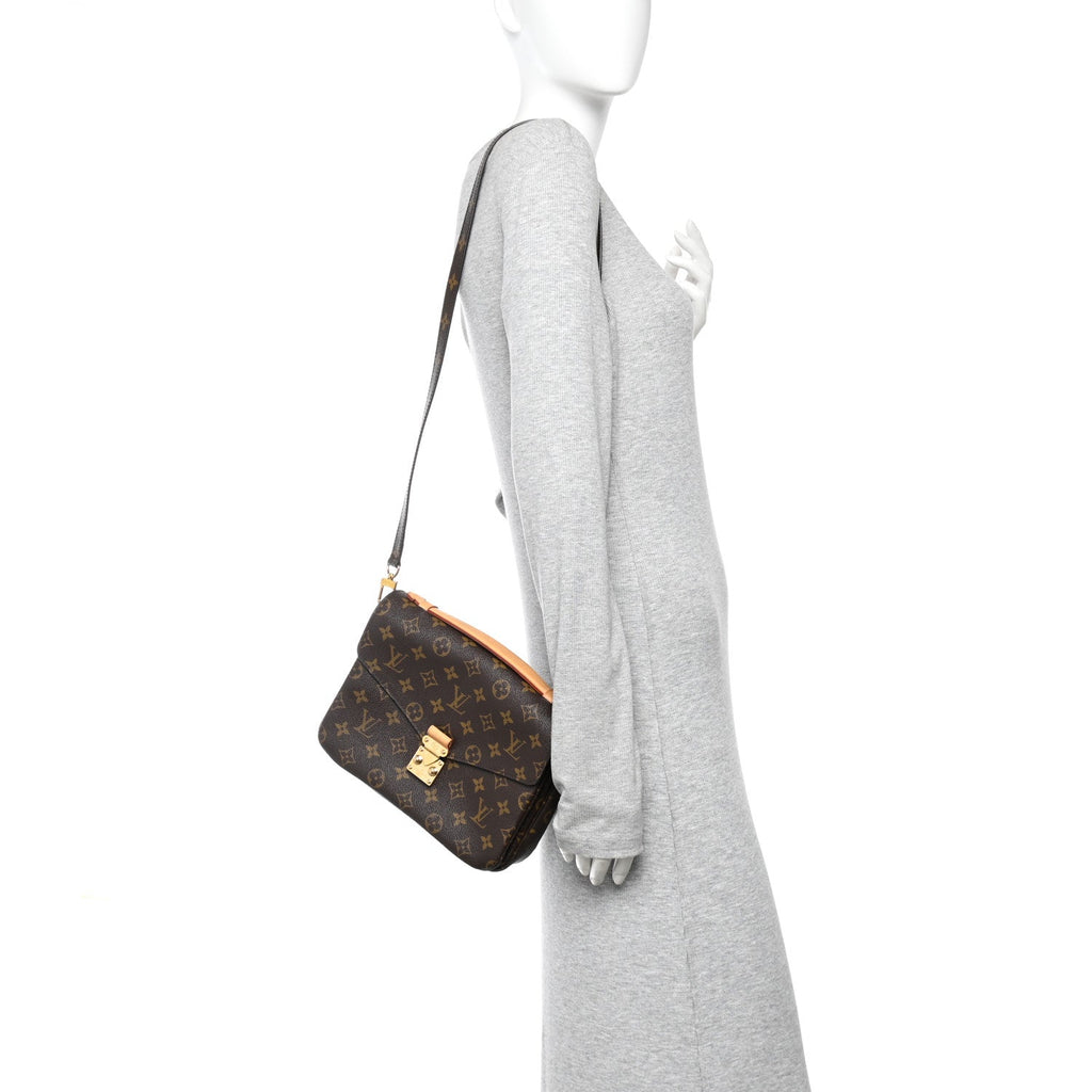 Louis Vuitton Monogram Pochette Metis