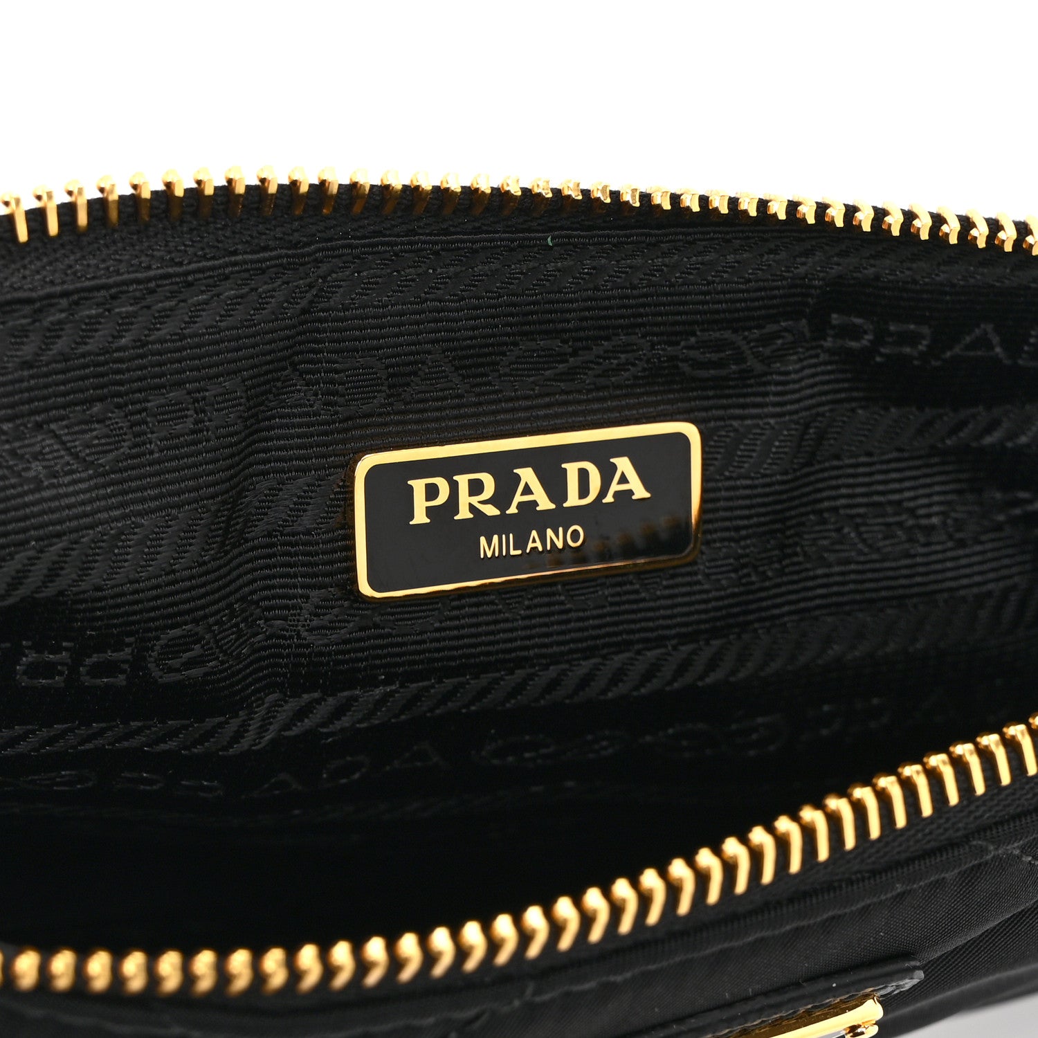 Prada Re-Nylon Tessuto Impuntu Quilted Re-Edition 1995 Chaine Pouch Black