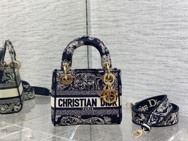 Dior Bags - 4588