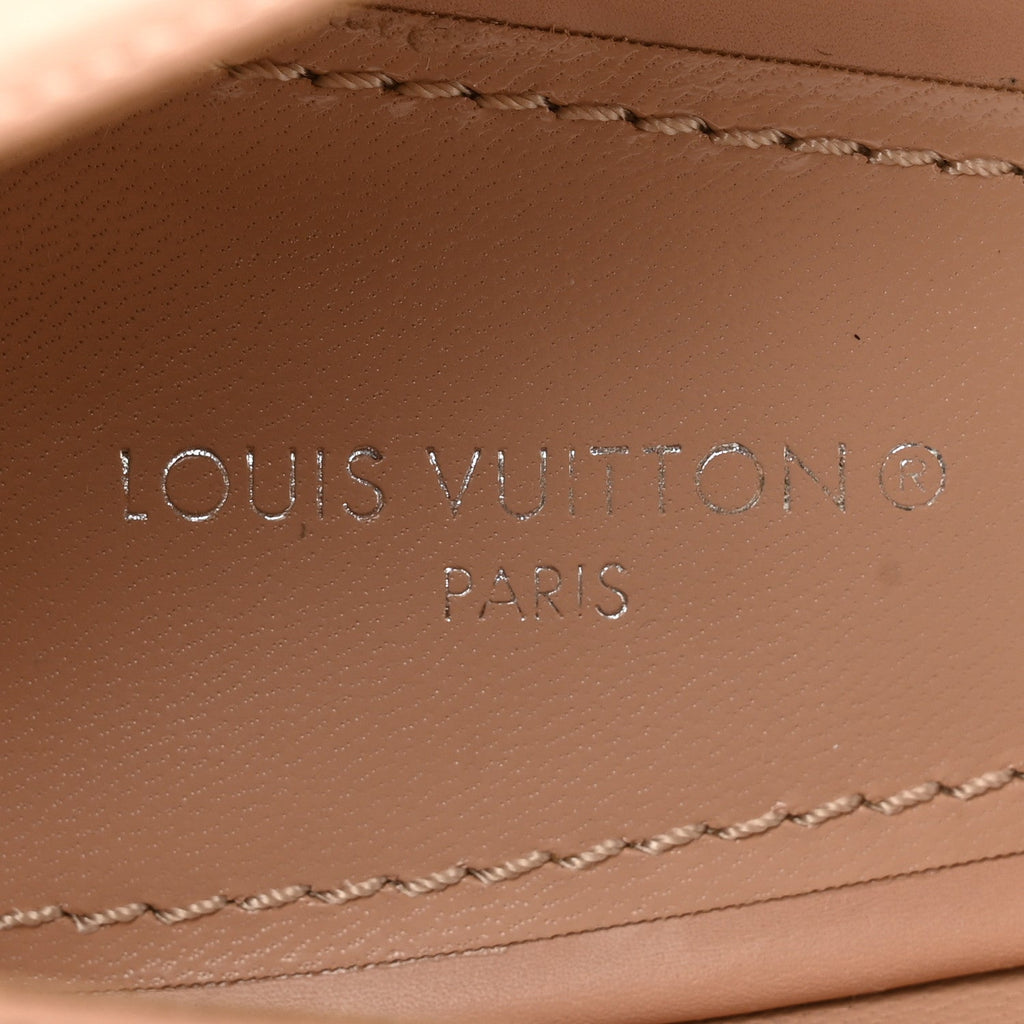 Louis Vuitton Calfskin Signature Pumps 40 Nude Pink