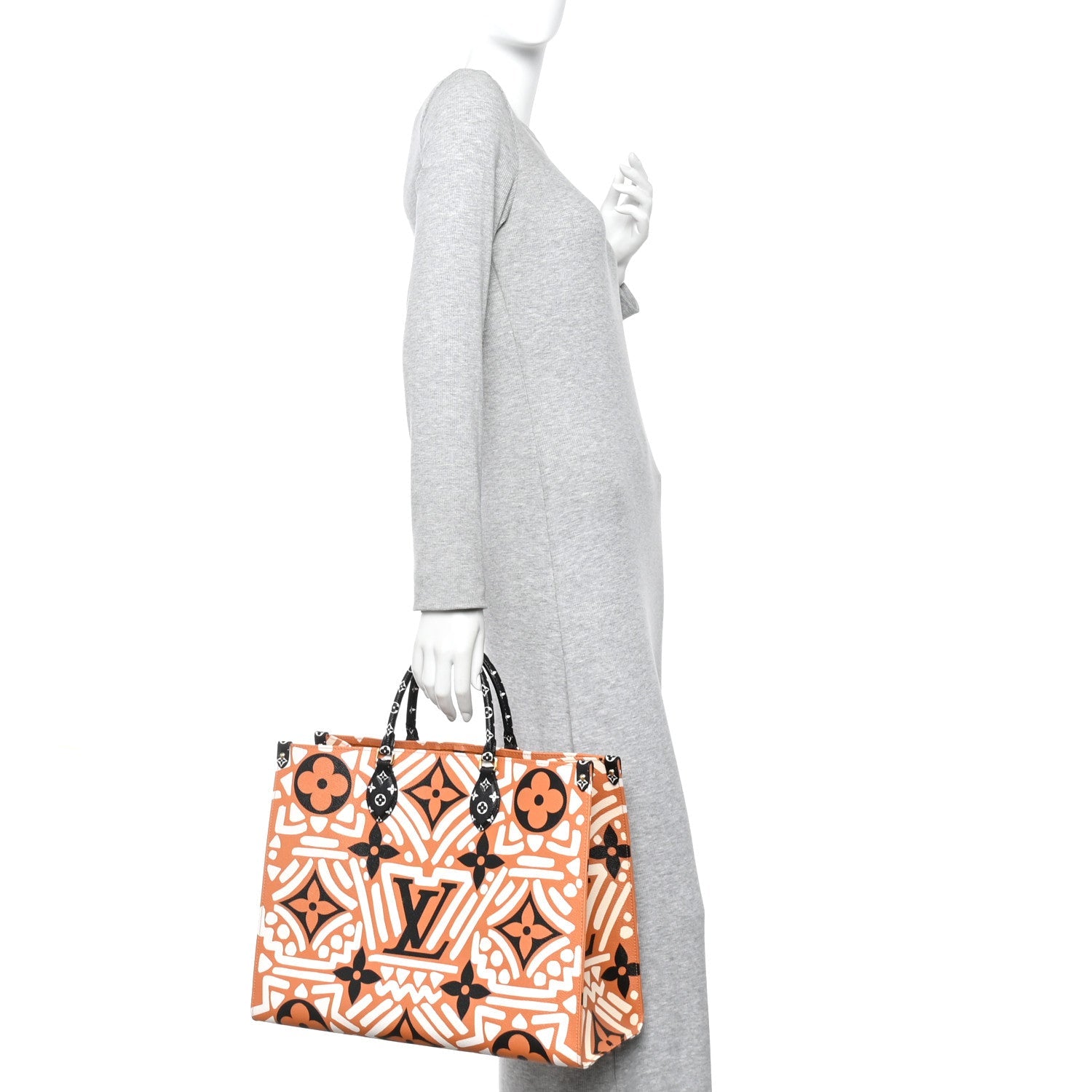 Louis Vuitton Monogram Giant Crafty Onthego GM Crème Caramel