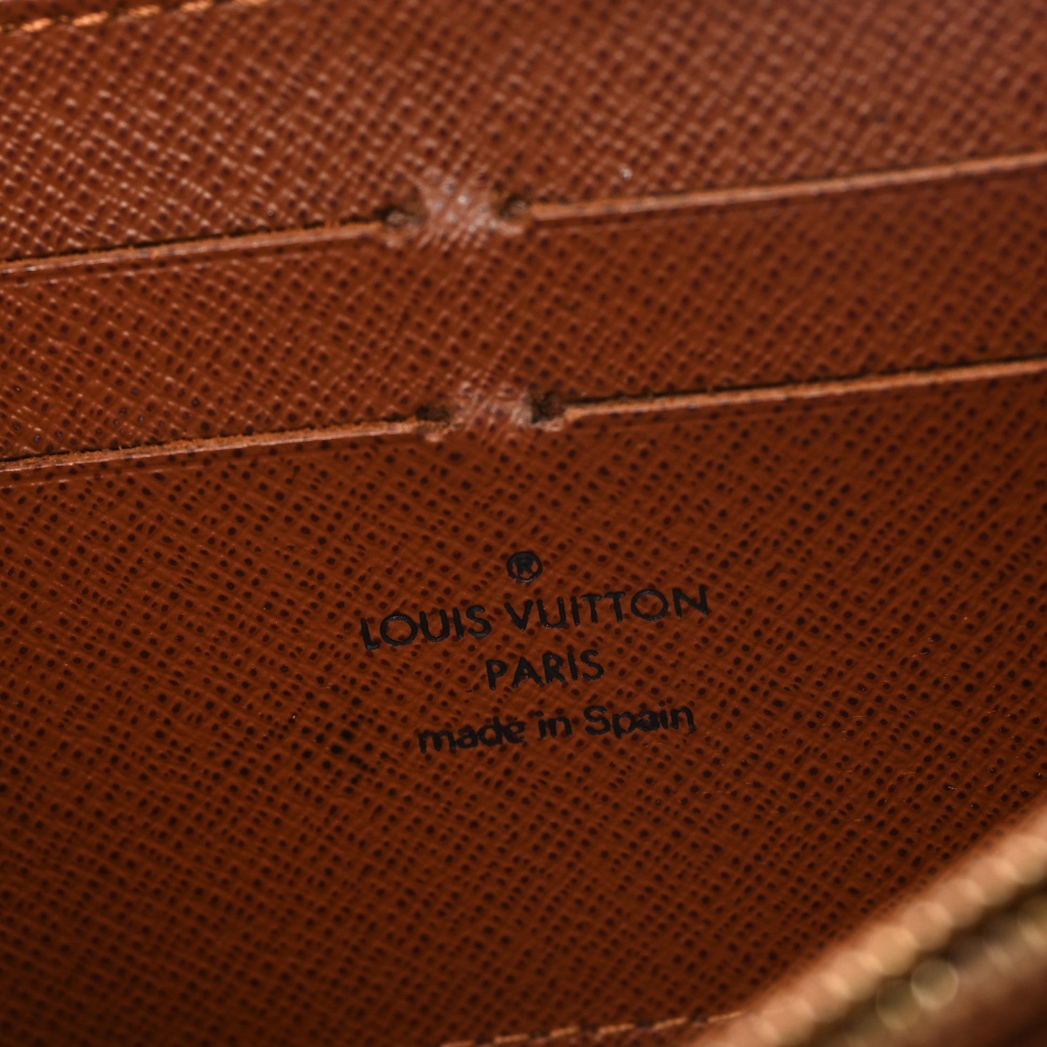 Louis Vuitton Monogram Zippy Wallet