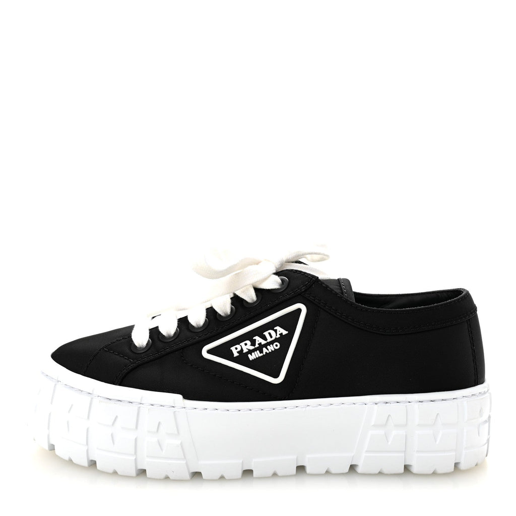 Prada Re-Nylon Gabardine Triangle Logo Double Wheel 50mm Sneakers 38 Black