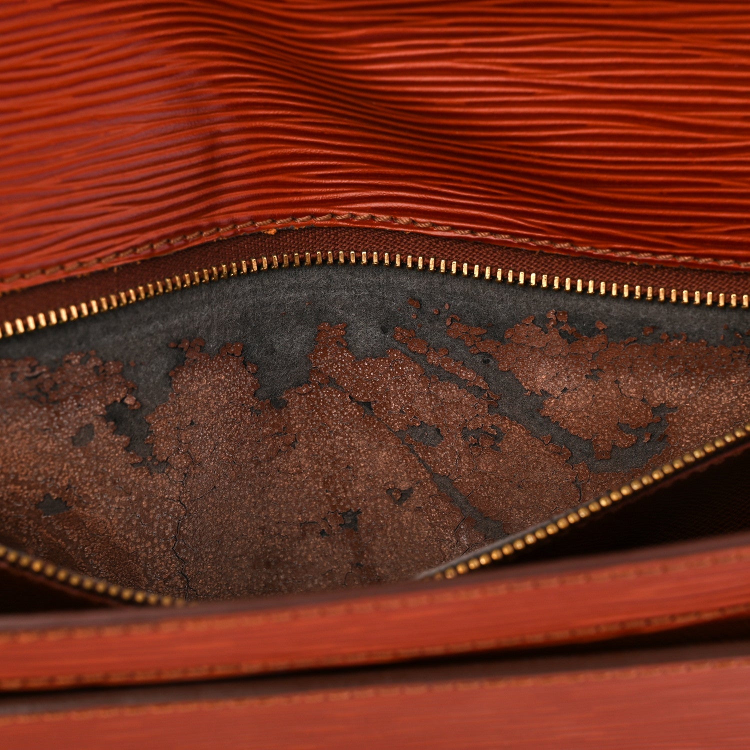 Louis Vuitton Epi Pochette Sellier Dragonne Kenyan Fawn