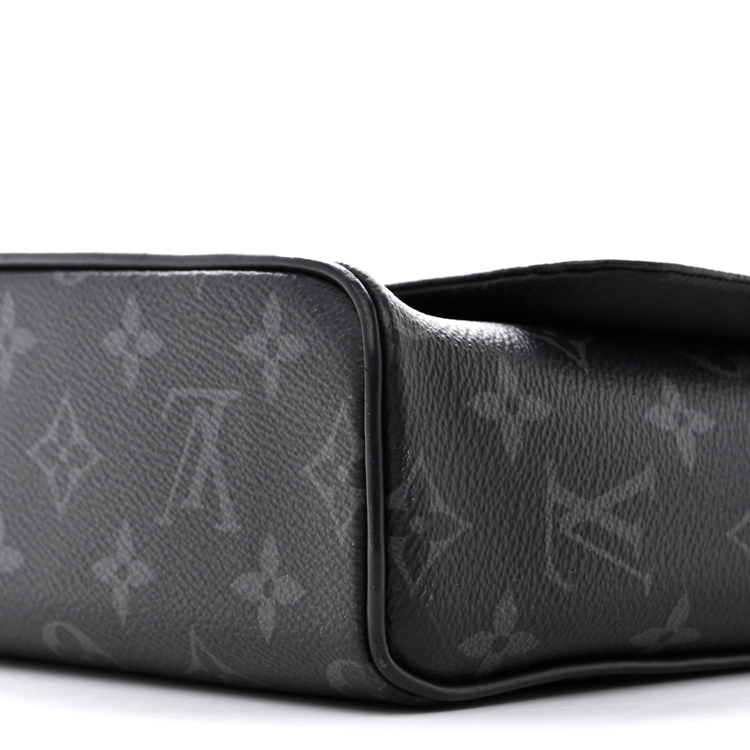 Louis Vuitton Monogram Eclipse District PM Black