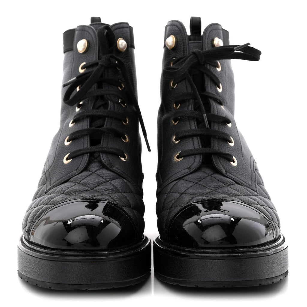 Pearly Calfskin Patent Calfskin Lace Up Combat Boots 40 Black