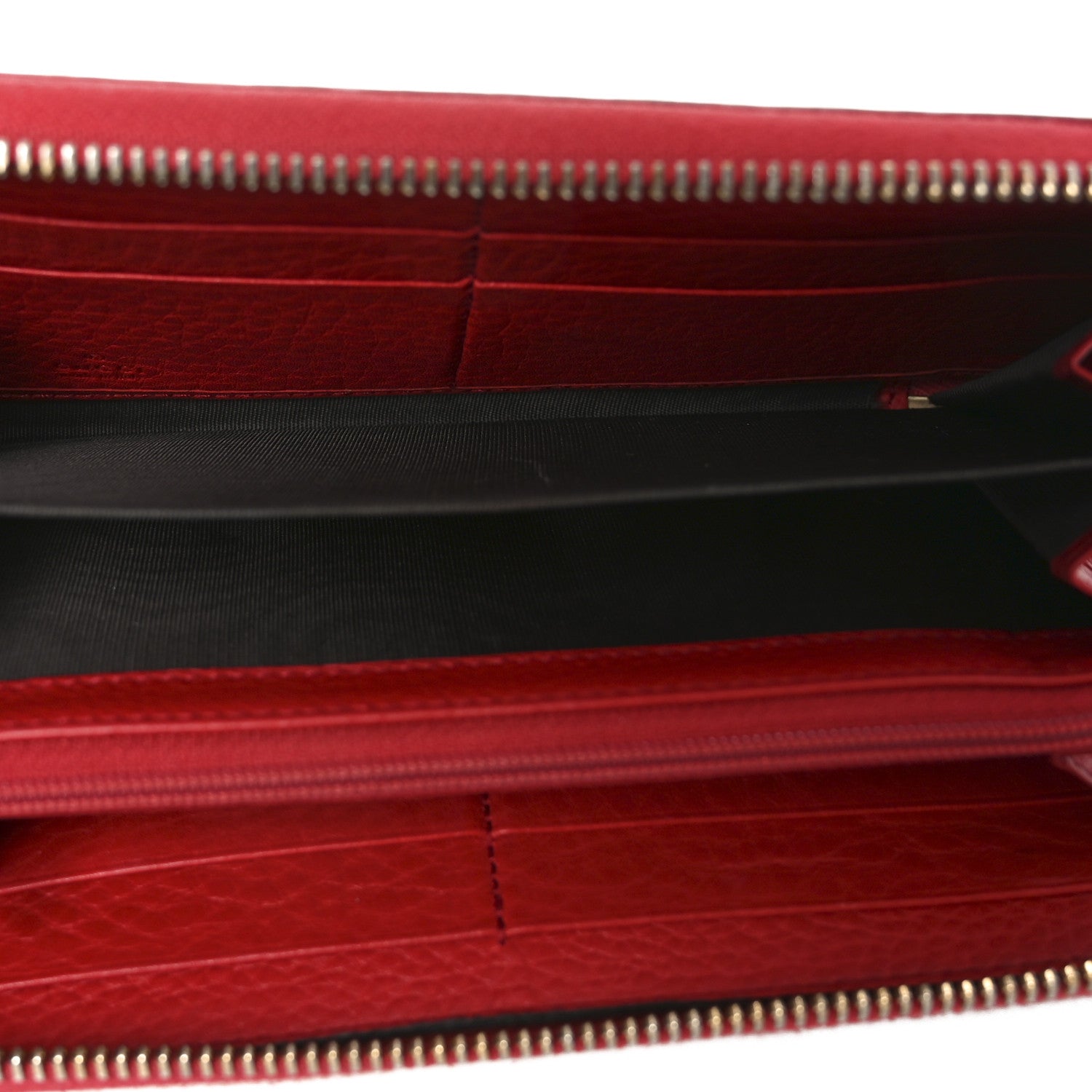 Gucci Pebbled Calfskin Soho Zip Around Wallet Red