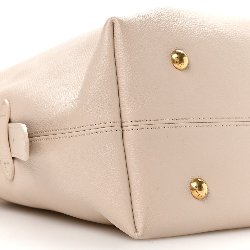 Louis Vuitton Grained Calfskin Low Key Hobo MM Limestone