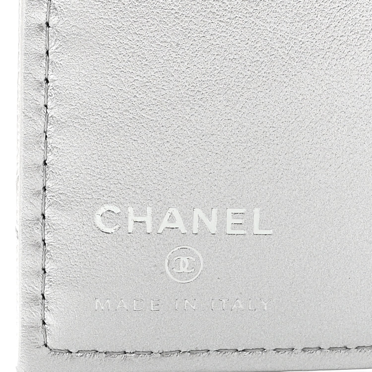 Metallic Caviar Quilted Passport Holder Silver