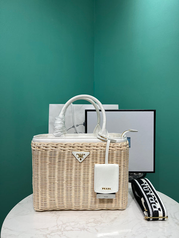 Prada Bags - 4413
